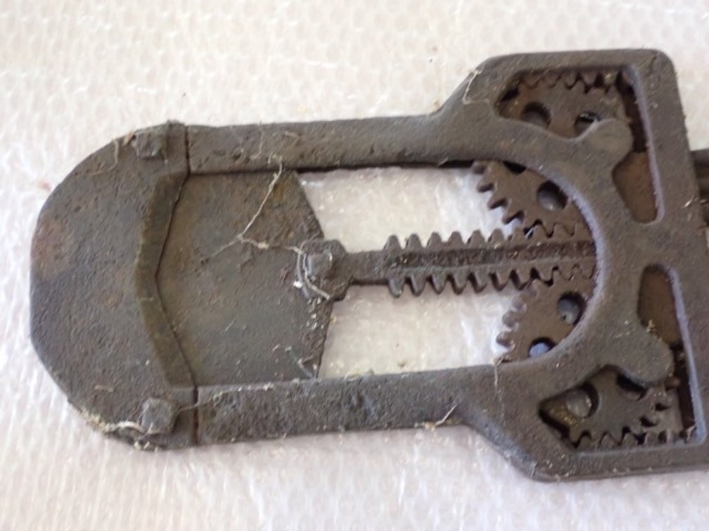 Antique Cattle Dehorner