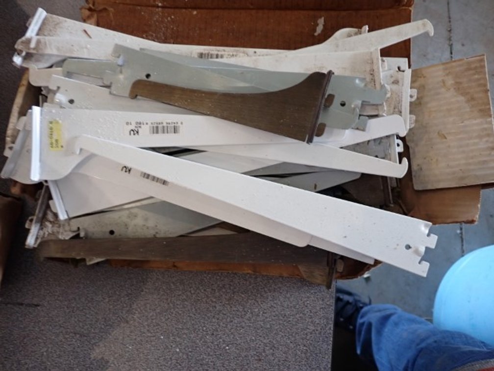 Job lot of Shelving Brackets