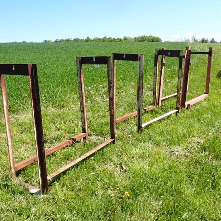 3 Metal Racks