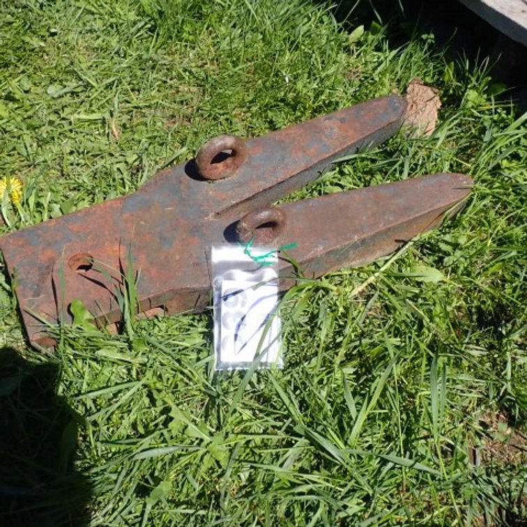  Tree Pulling Fork