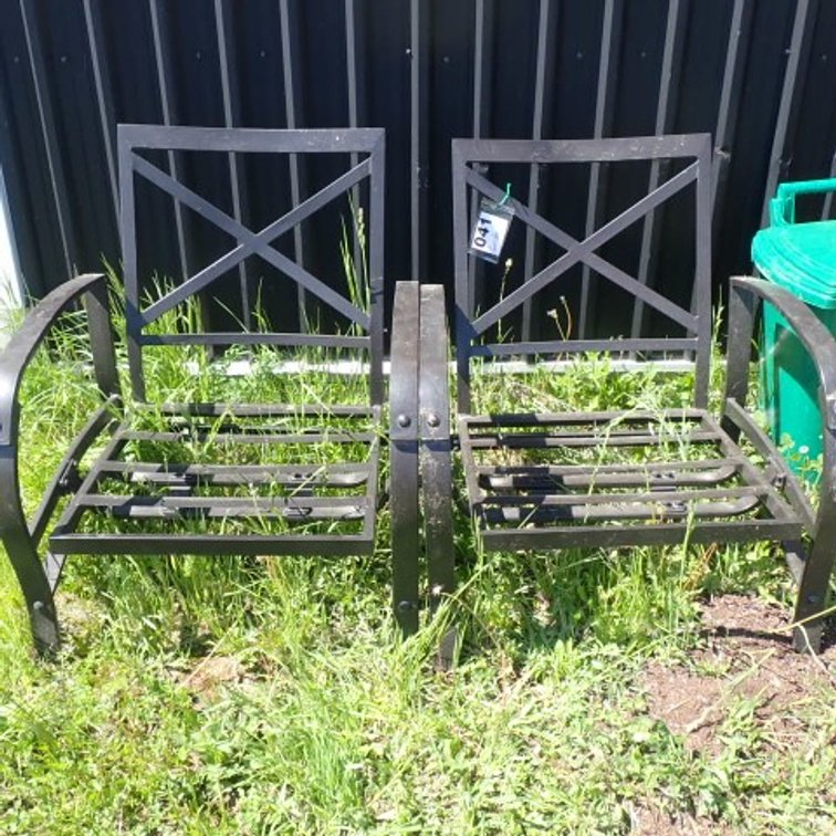 2 Patio Chairs