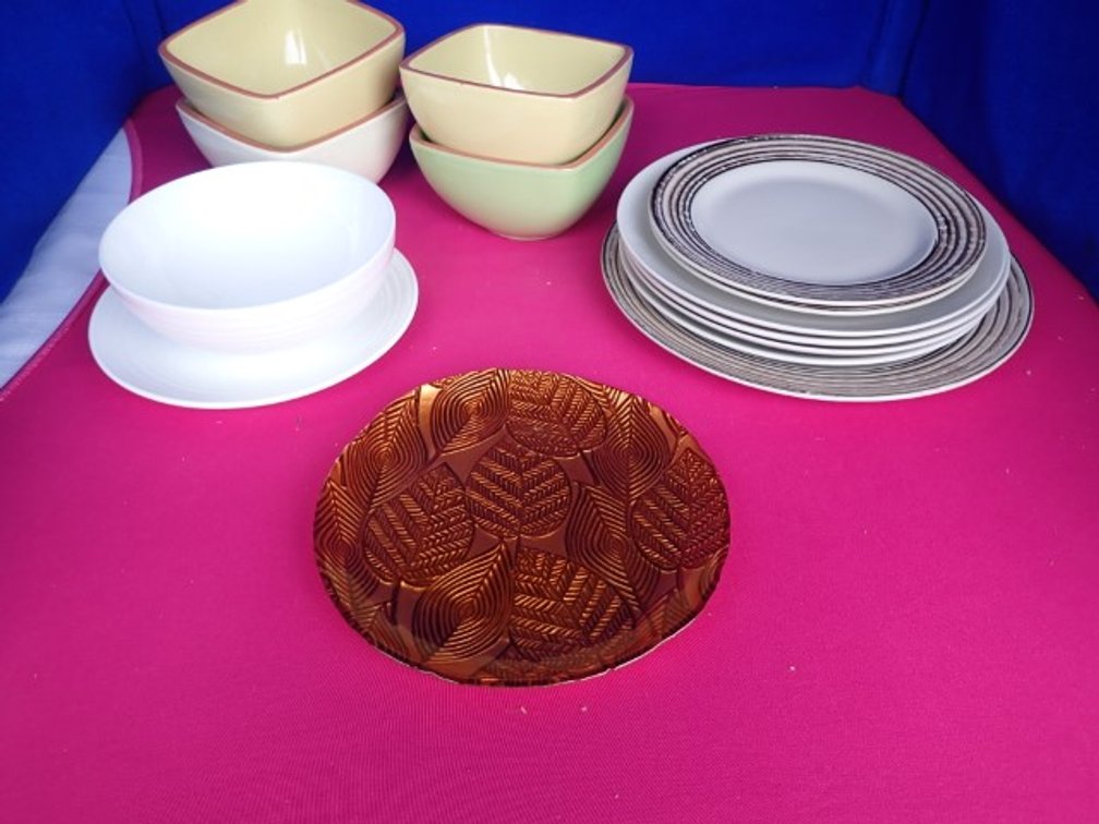 Collection of Kitchen Tableware