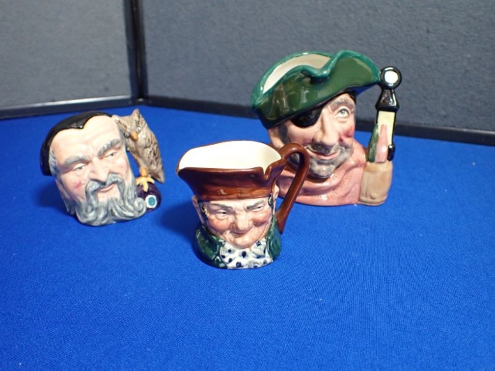 Smuggler & Others