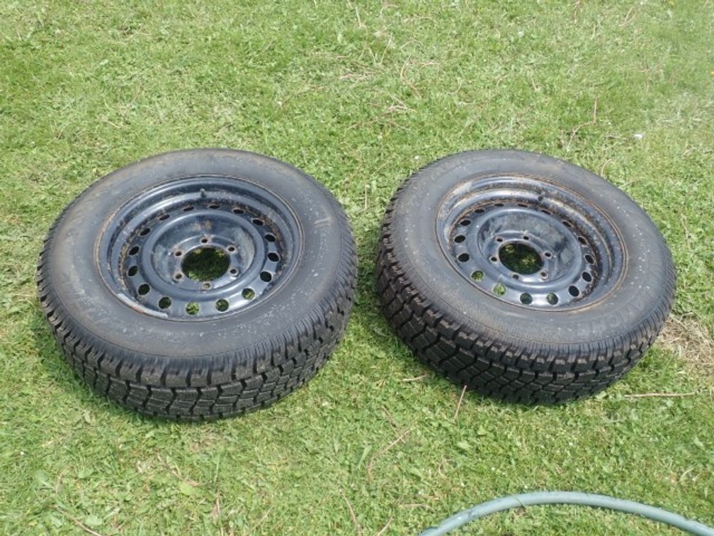 2 Avalanche X-TREME Winter Truck Tires on Rims