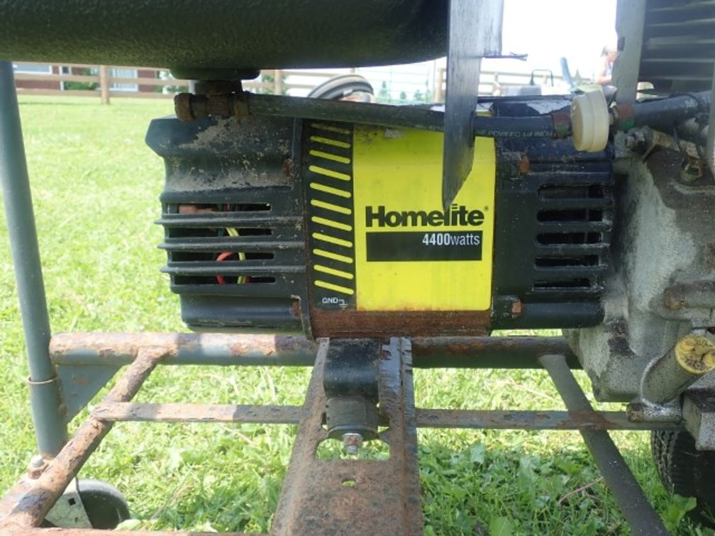 Homelite 4400 watt Gas Generator