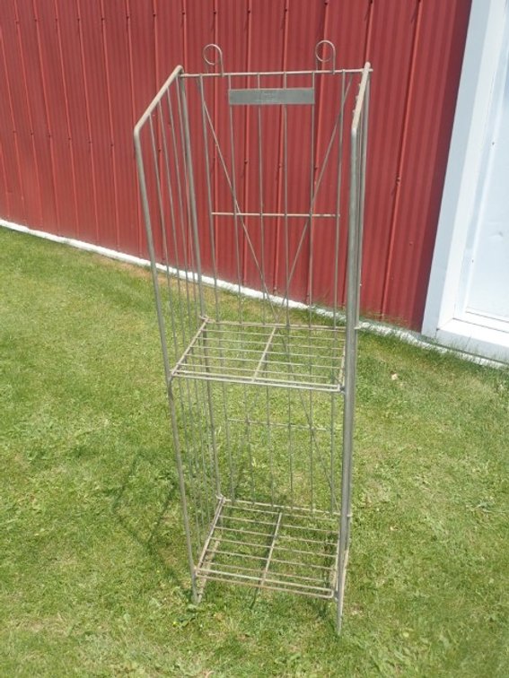 Folding Magazine/Newspaper Rack