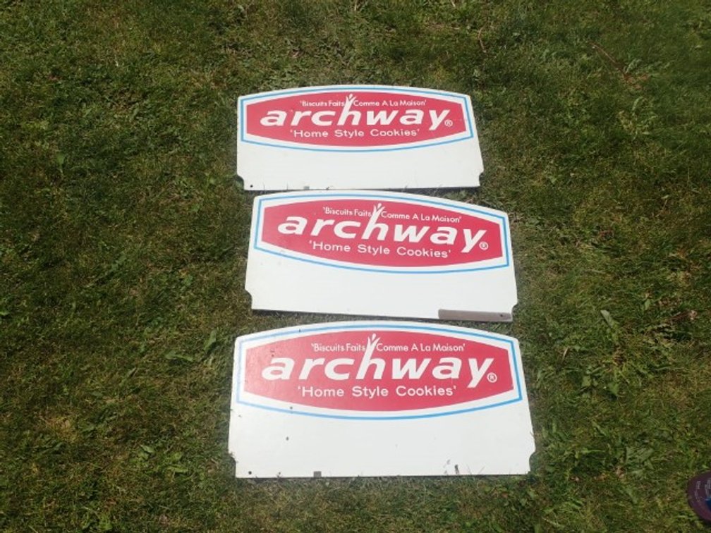 3 Hardboard Cookie Signs