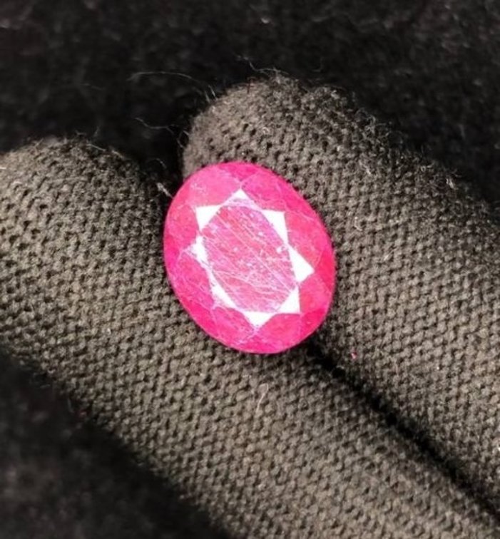 
 Certified Red Ruby Gemstone