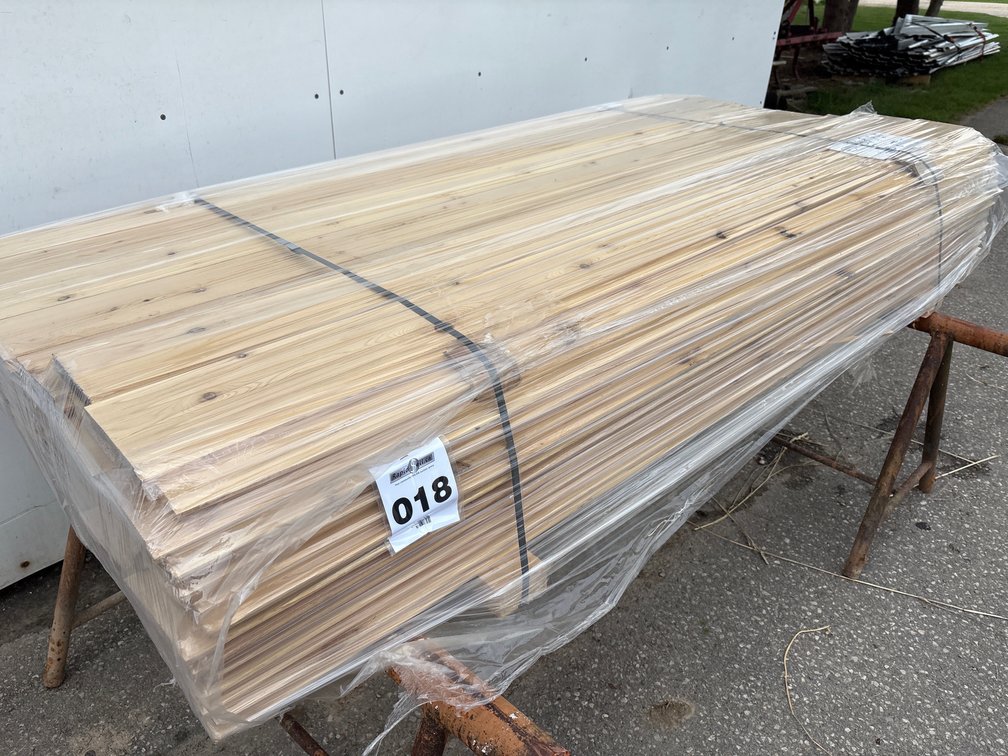 Kilndried shiplap white cedar
