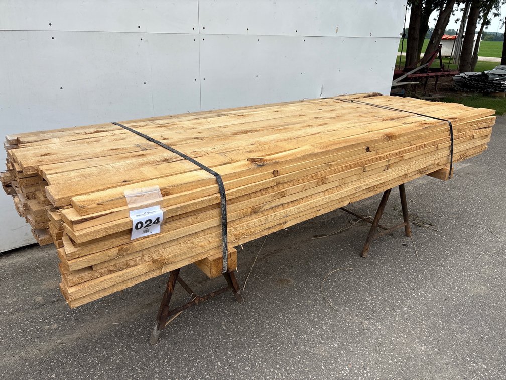 1" x 4" x 8' mill white cedar