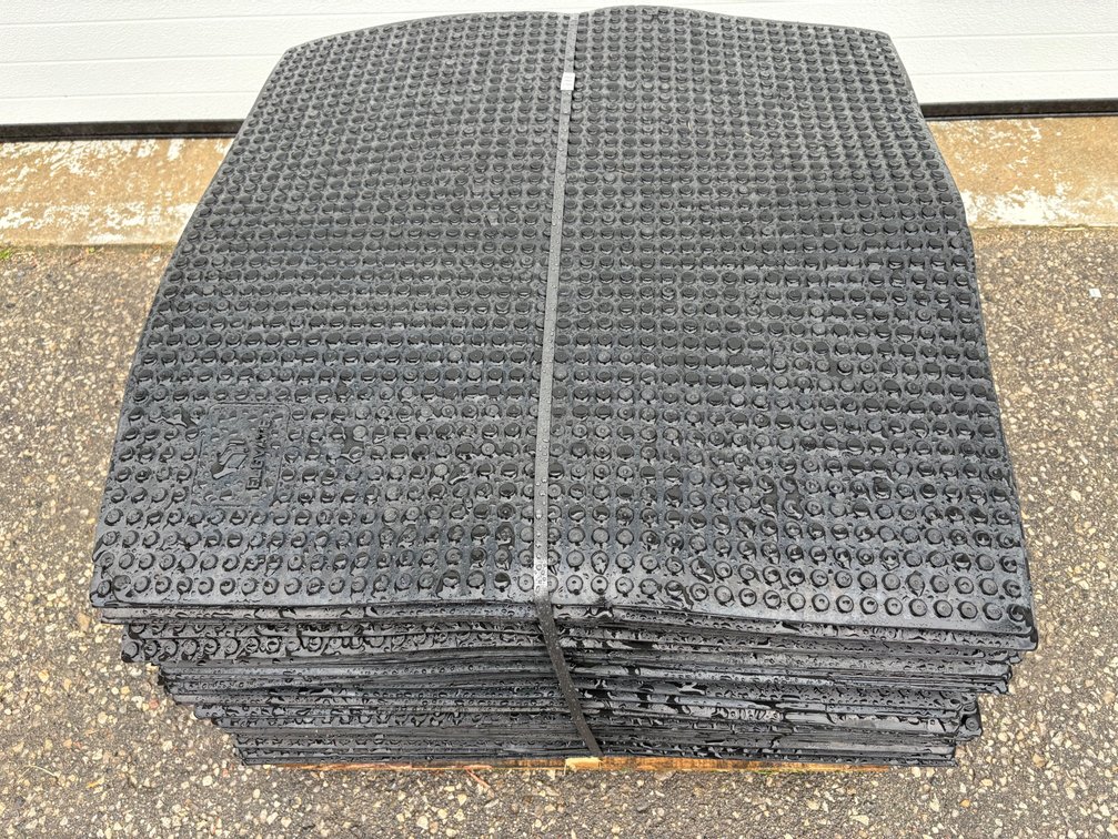 60 industrial rubber mats