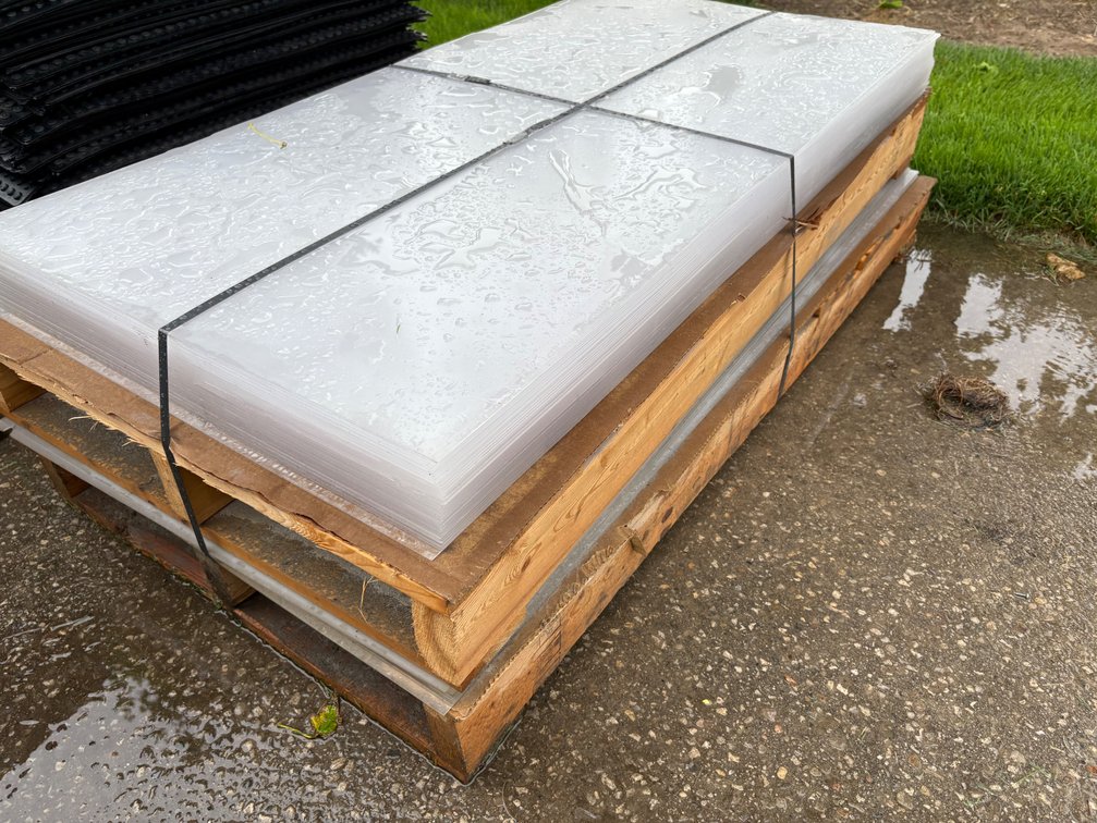 translucent plastic acrylic sheets  