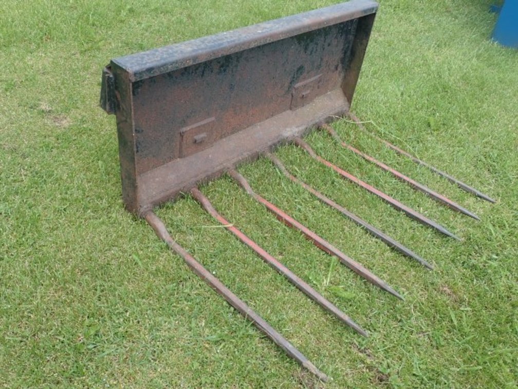 4ft Manure Fork Attachment