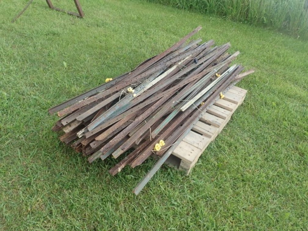 Job Lot of Steel T-Posts