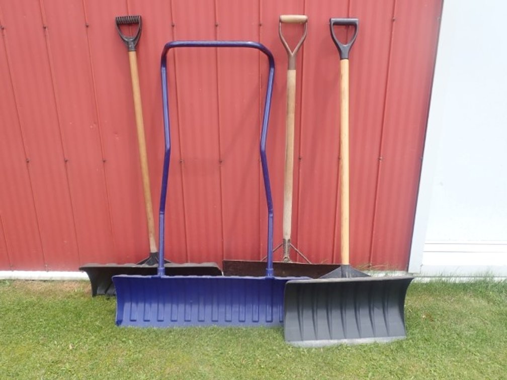 Job Lot of Snow Shovels