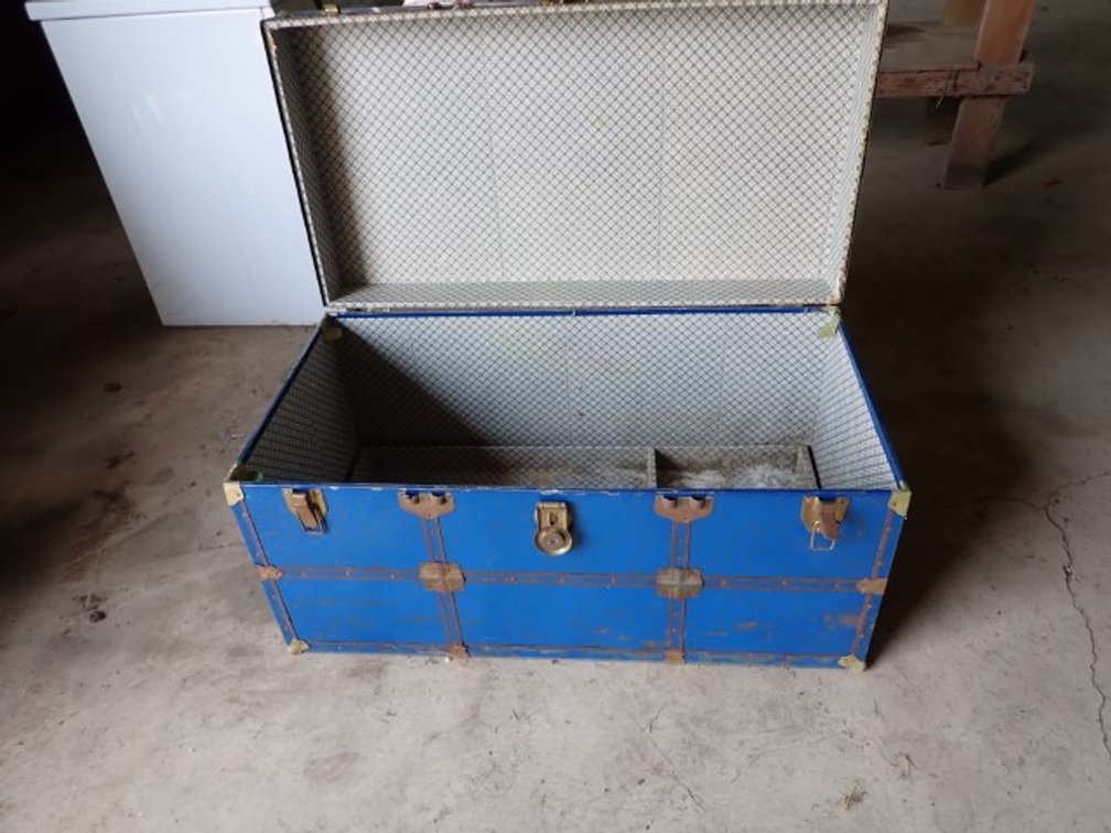 Vintage Classic Metal Wood Steam Trunk