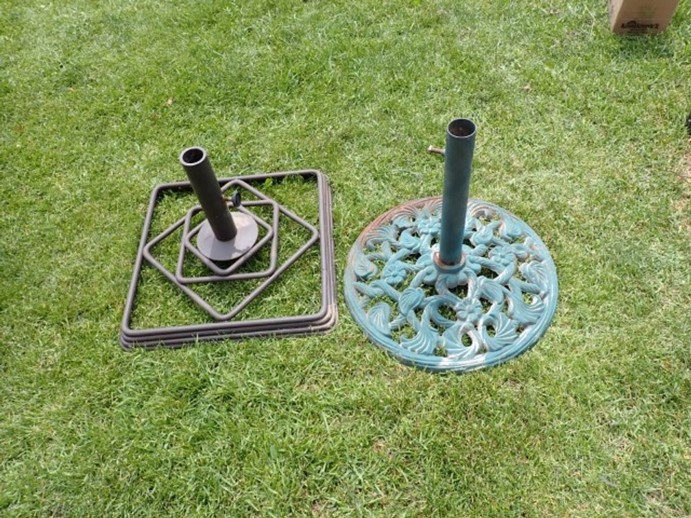 Cast Metal Umbrella Stands