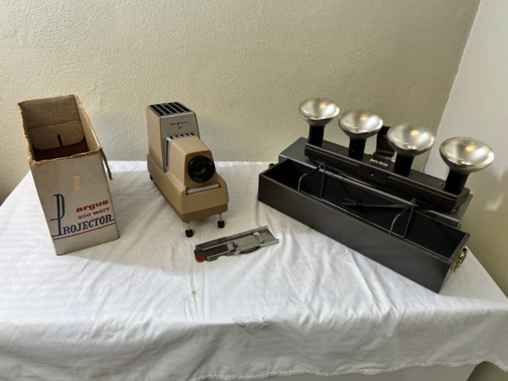 Vintage Smith-Victor Photographing Lights +