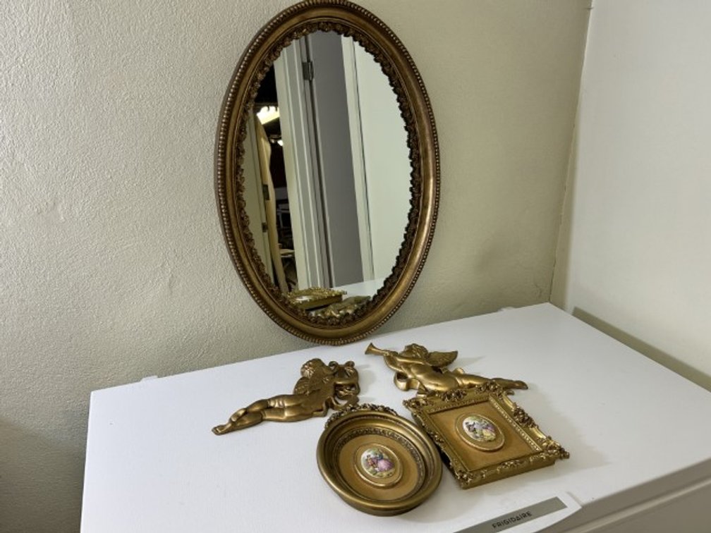 Vintage Gold Tone Ornate Oval Mirror