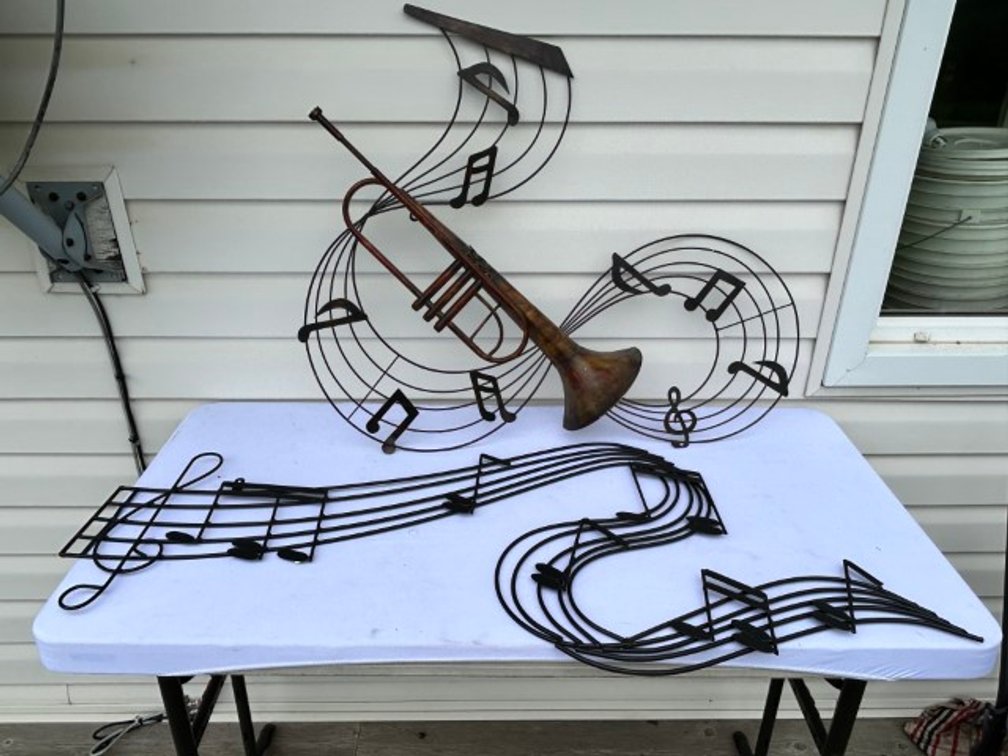 Metal Musical Instrument Themed Wall Decor