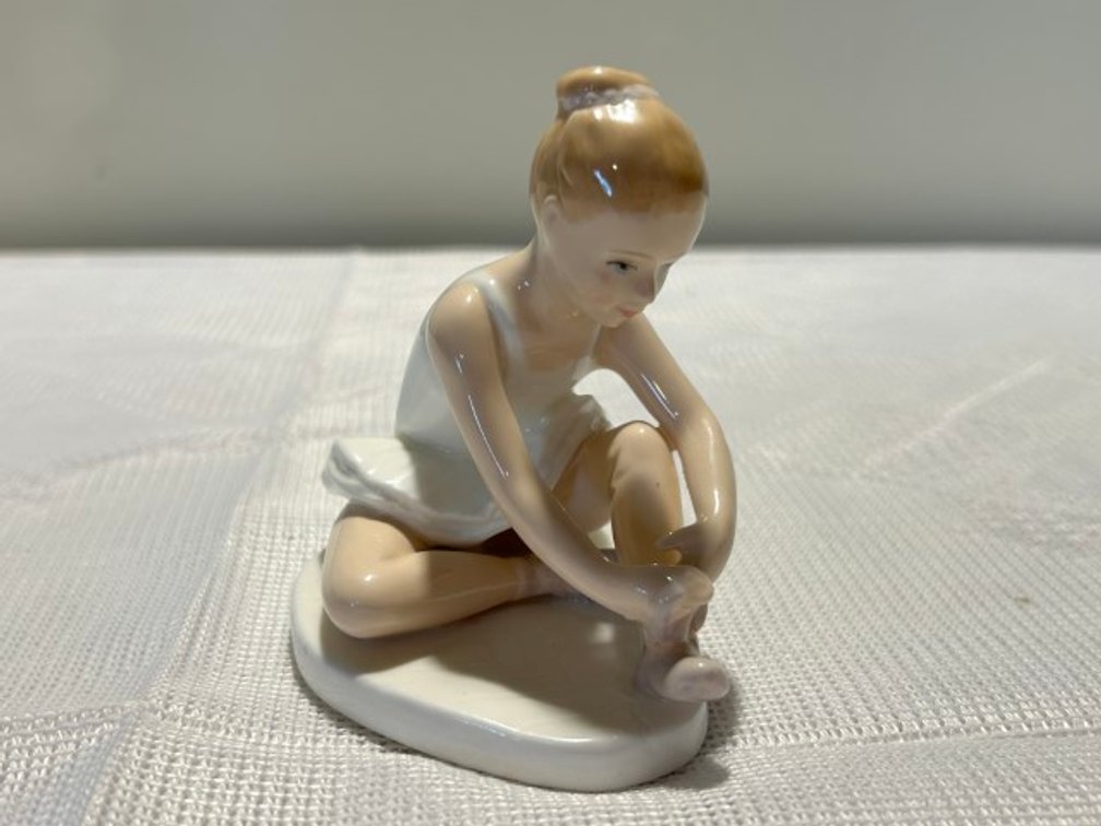 Royal Doulton Figurine