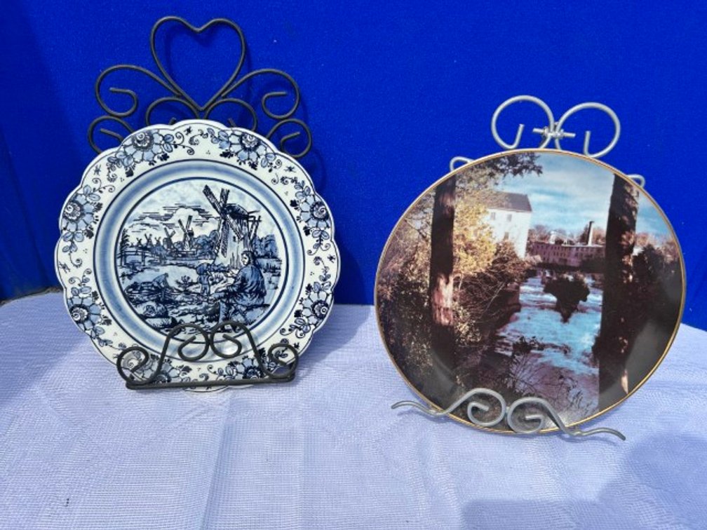 Collectors Plates with Stands