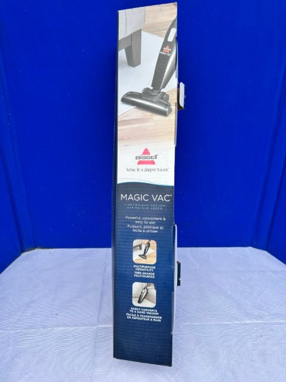 NEW Bissell Magic Vac
