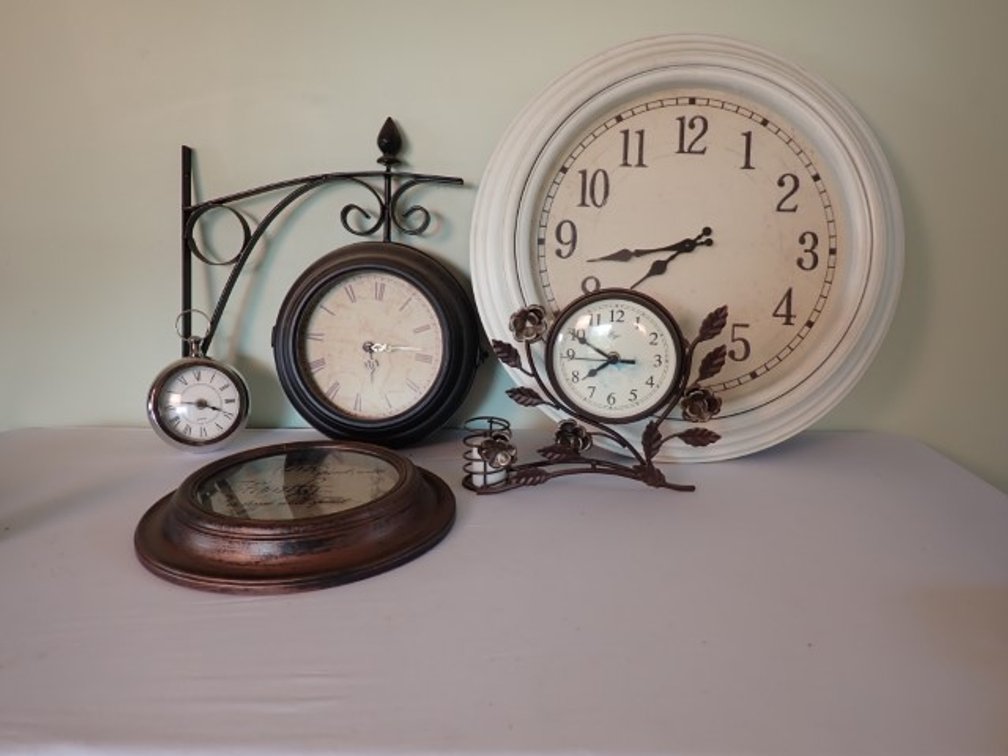Collection of Country Themed Clocks