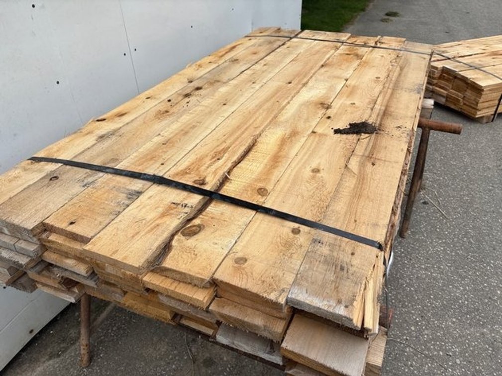 1" x 6" x 8' White Cedar Lumber