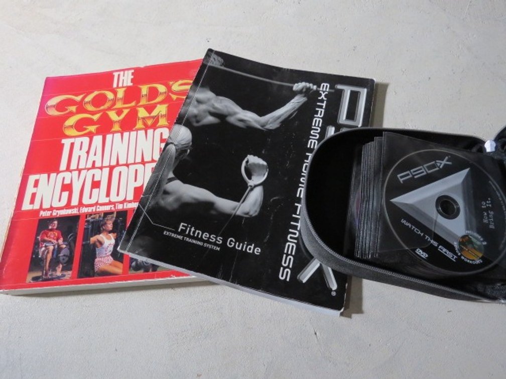 P90X DVD Set w/Case & Guide