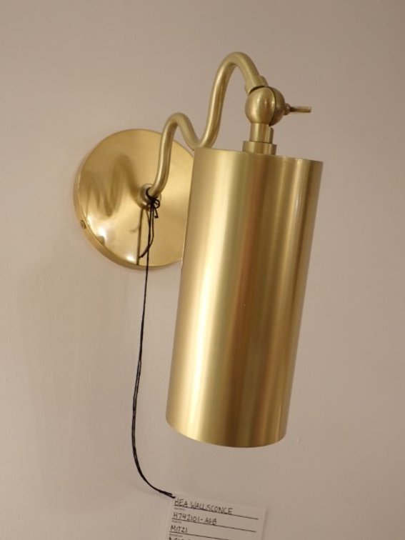 Bea Wall Sconce