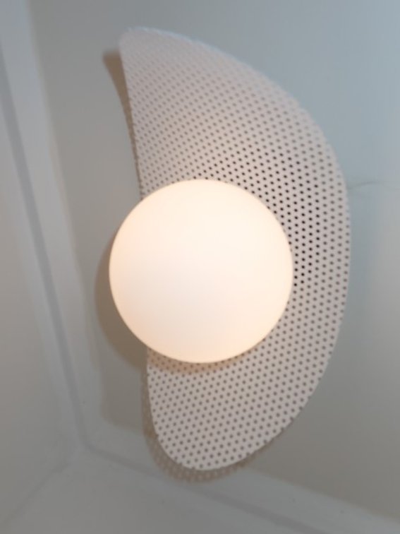 CHIPS LED Sconce