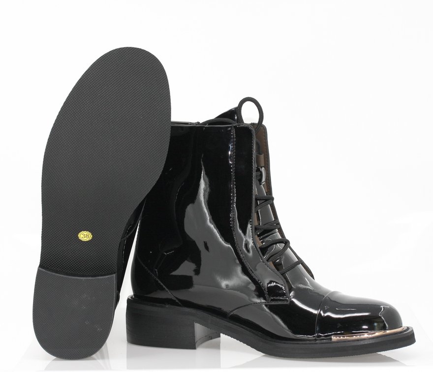 Image for COMPLETE INVENTORY - Spring Boots Auction - Guelph