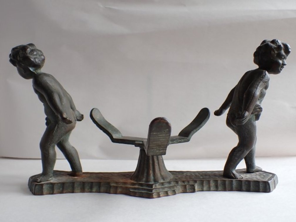 Art Deco Cast Iron Verona Fish Bowl Stand