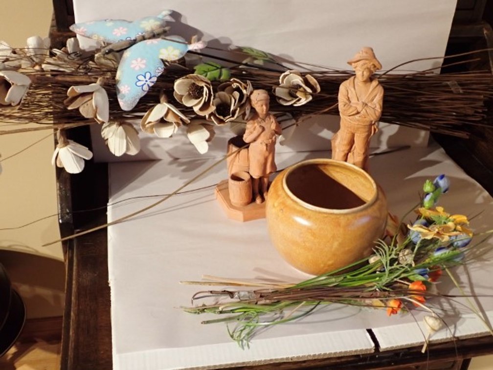 Vintage Terracotta Figurines