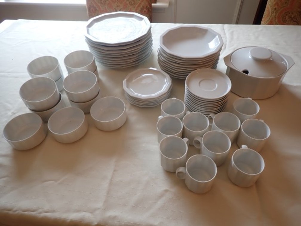Dinnerware by Rosenthal Studio