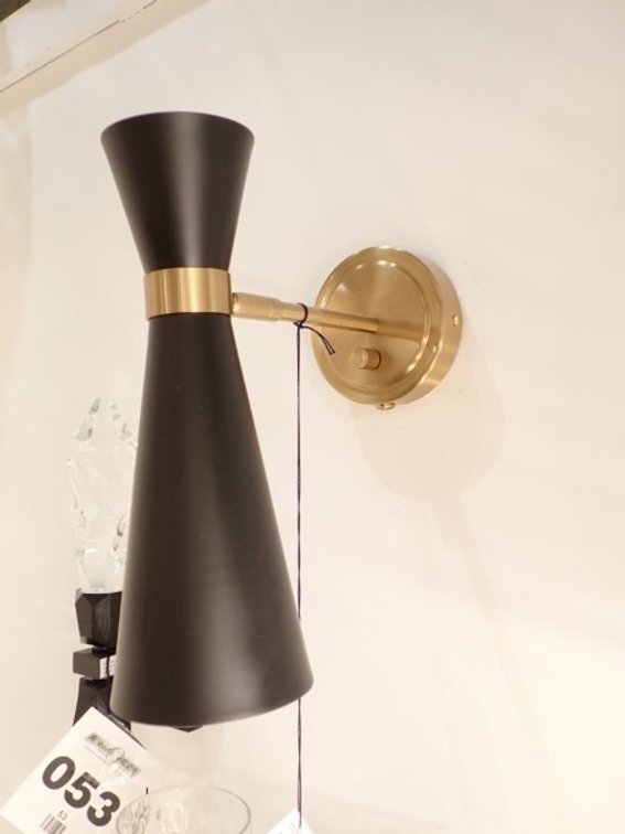 BLACE Sconce