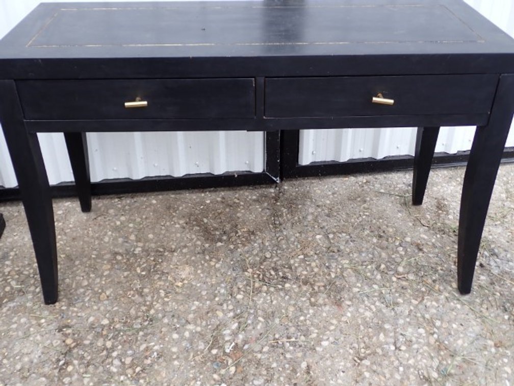 Chesterfield Table & Hall Table