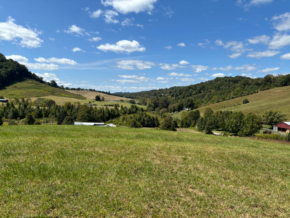 Image for McCroskey Auction Sat. Oct. 25 @ 10 A.M. 15058 Rich Valley Rd. Abingdon, VA. 24210
