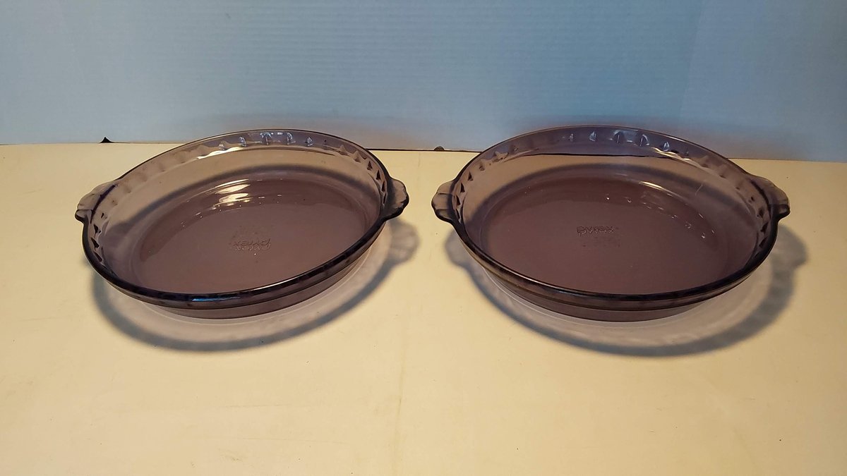 (2) Purple Tint Pyrex Pie Plates