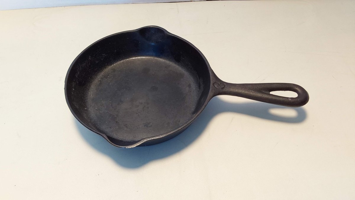 #3 Cast Iron Skillet