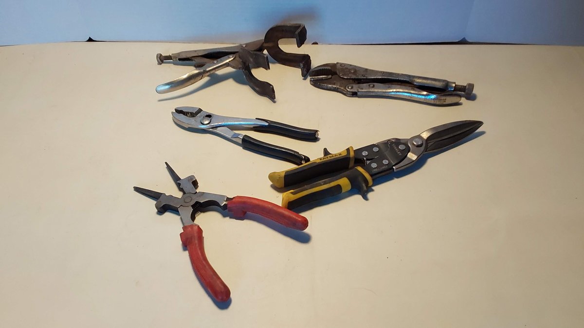 Assorted Vise Grips & Pliers