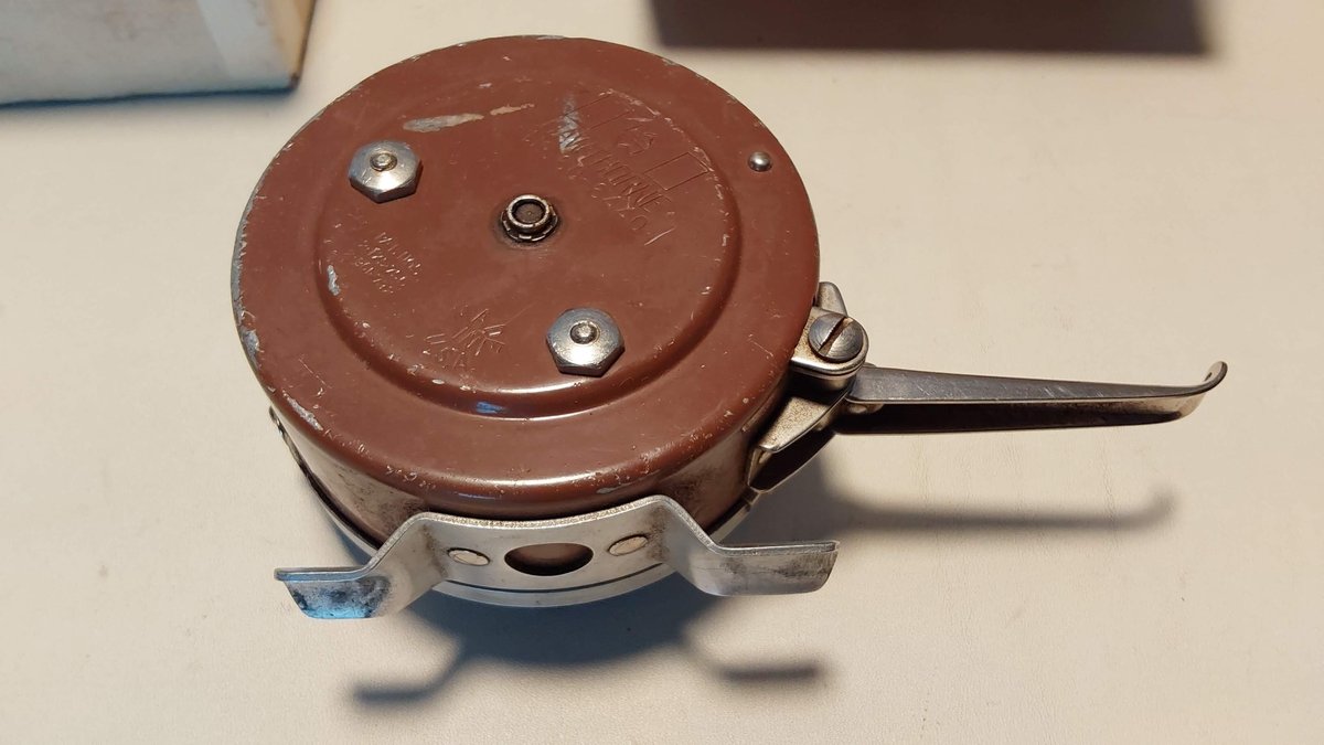 Vintage Hawthorne #60-6440 Automatic Fly Reel
