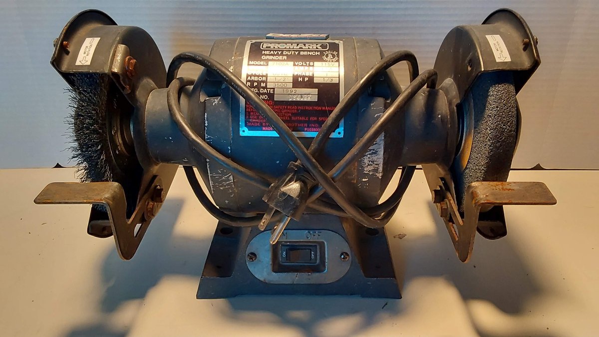 Dee Zee Promark Grinder(Works)
