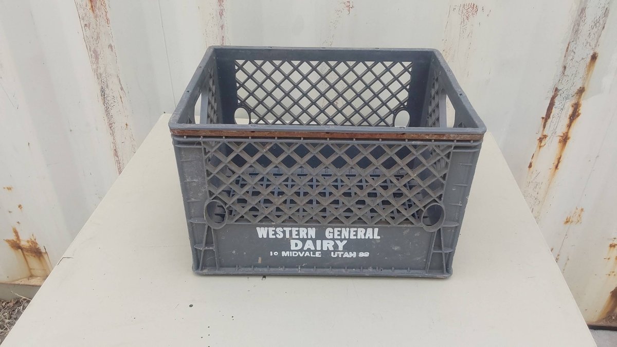 Plastic Dairy Crate