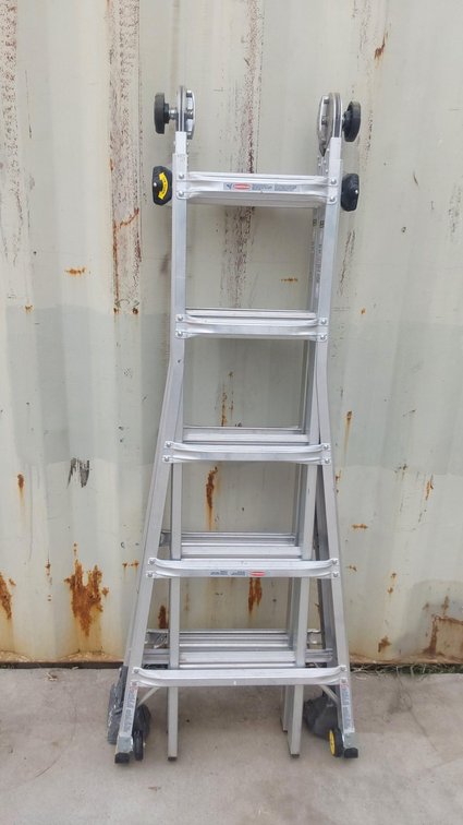 Gorilla MPX22W Aluminum Ladder