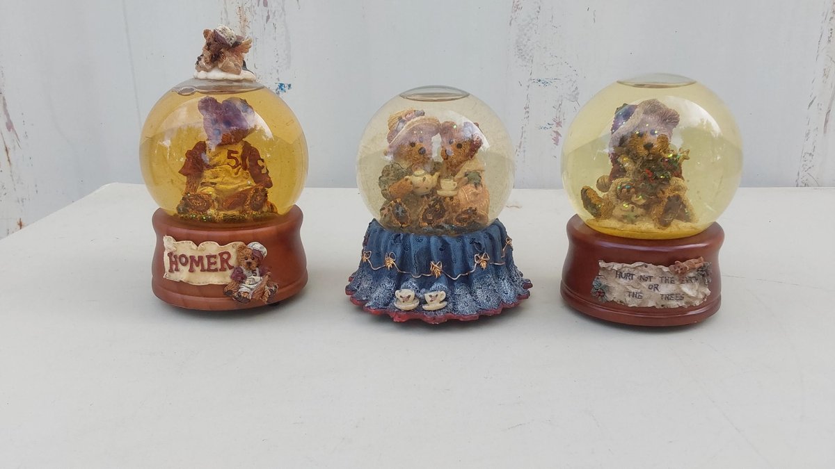 (3)Boyd's Bears Musical Water Globes