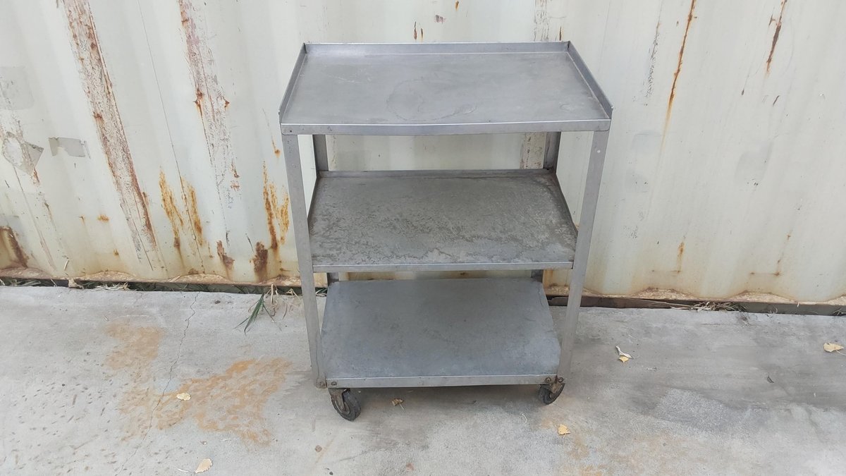 Metal Cart (24" x 15 1/2" x 32" T)