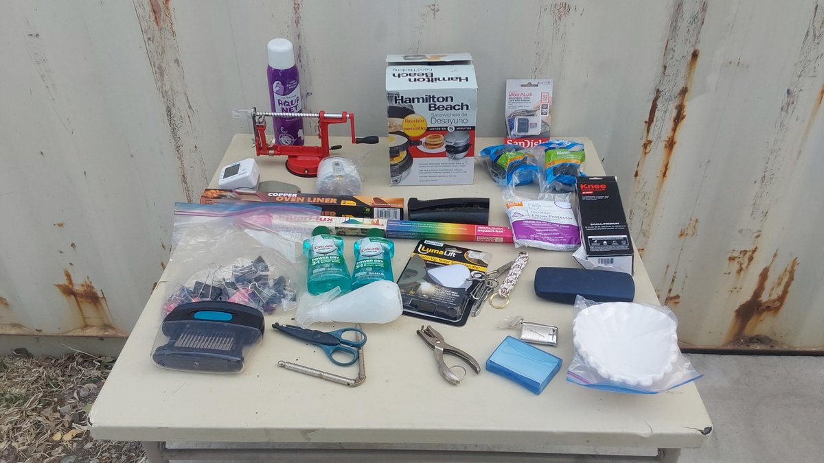 Various Items(Apple Corer; Aquarium Bulb; Sandwich Maker; More)