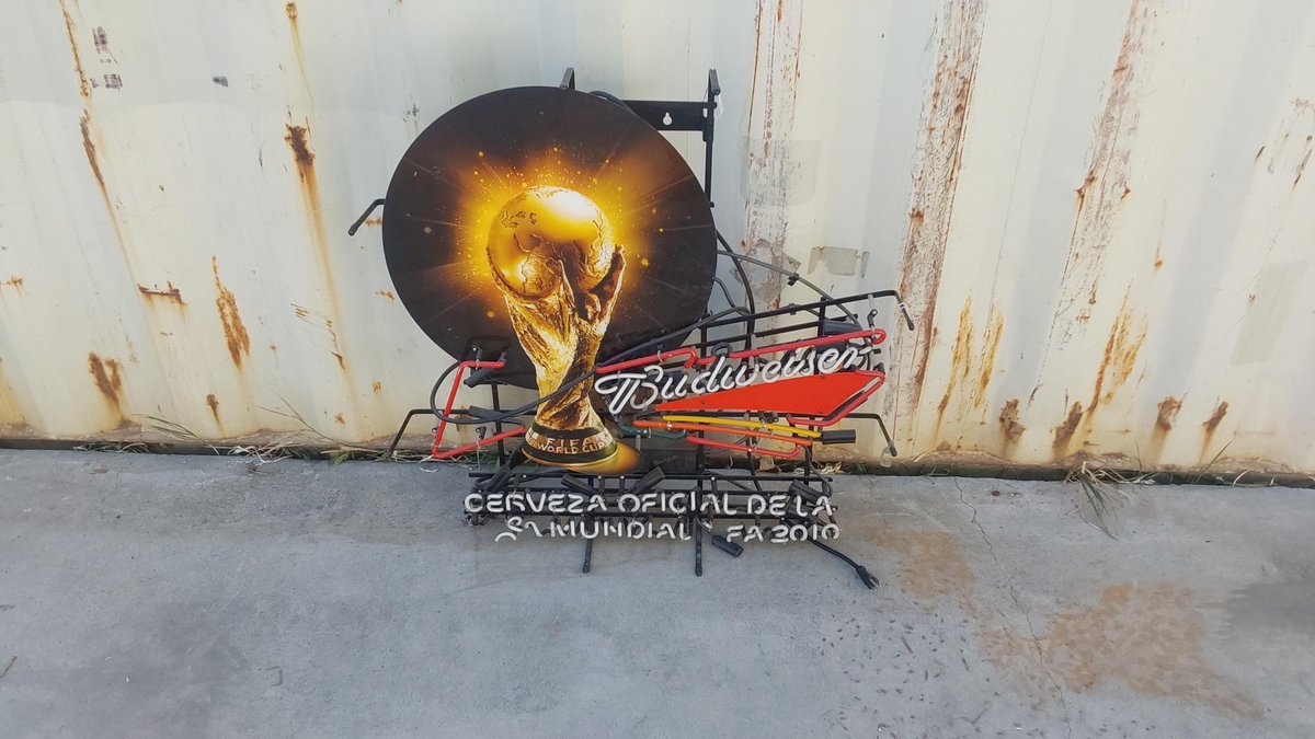 Budweiser Neon Sign(Does not work, note breakage) 33" x 35" T